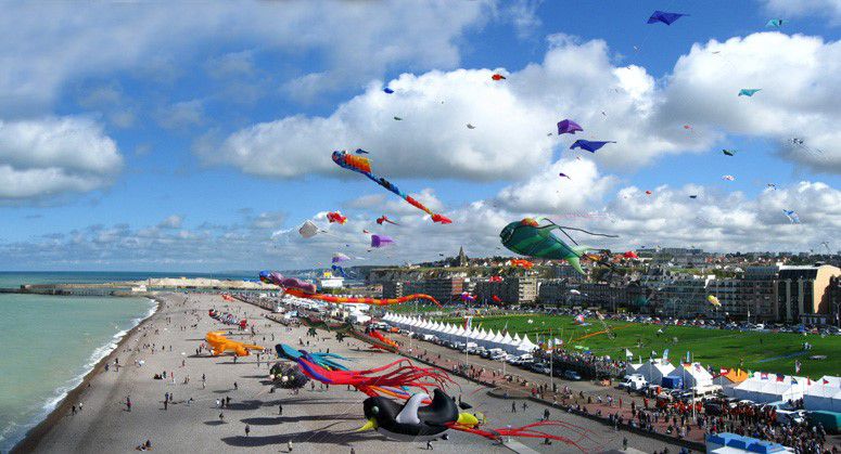 Festival International du Cerf Volant à Dieppe  EVASION 77
